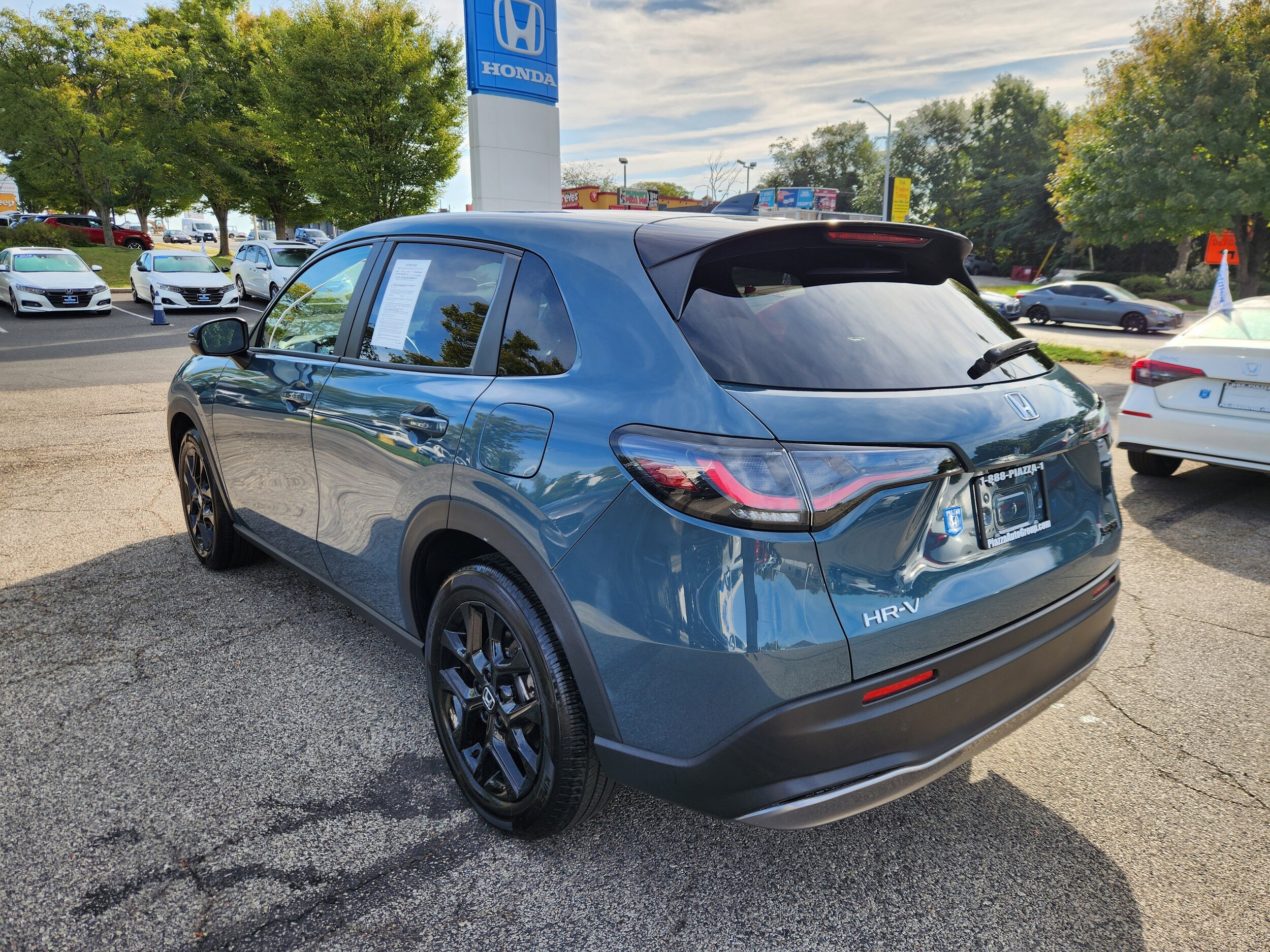 2023 Honda HR-V Sport photo 3