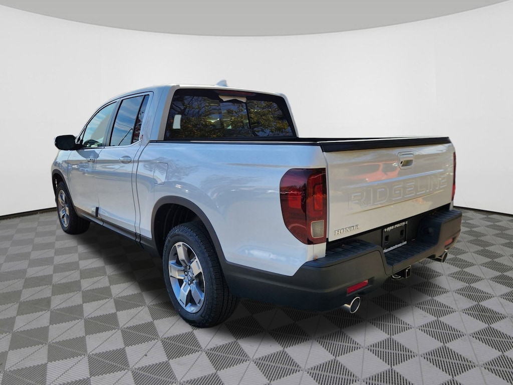 New 2025 Honda Ridgeline RTL Truck Crew Cab