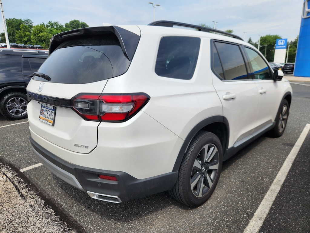 Certified 2025 Honda Pilot Elite SUV