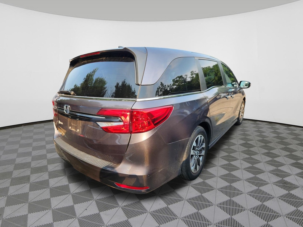 Used 2024 Honda Odyssey EX-L Van