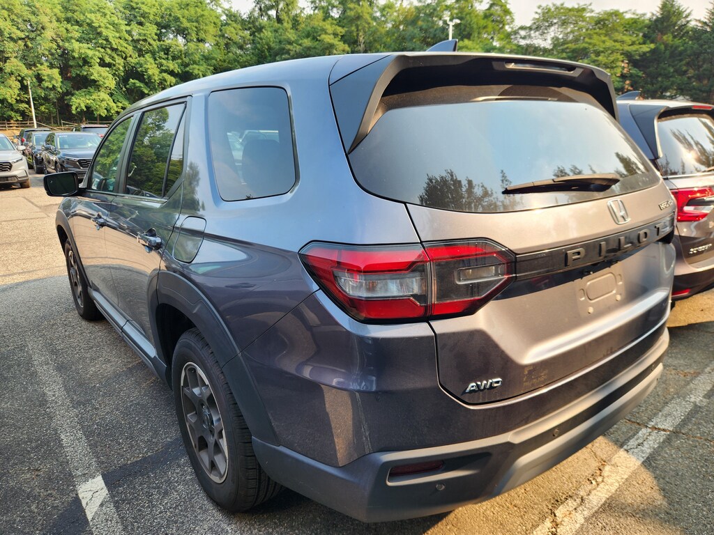 Certified 2023 Honda Pilot EX-L 8 Passenger SUV