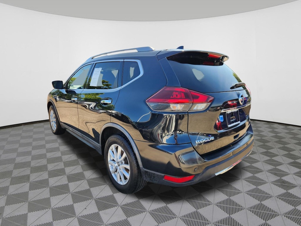Used 2019 Nissan Rogue SV SUV