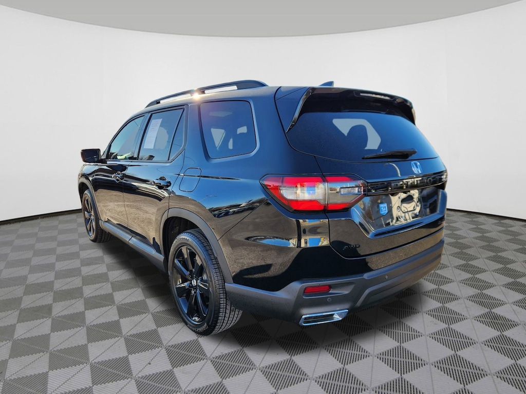 Certified 2025 Honda Pilot Black Edition SUV