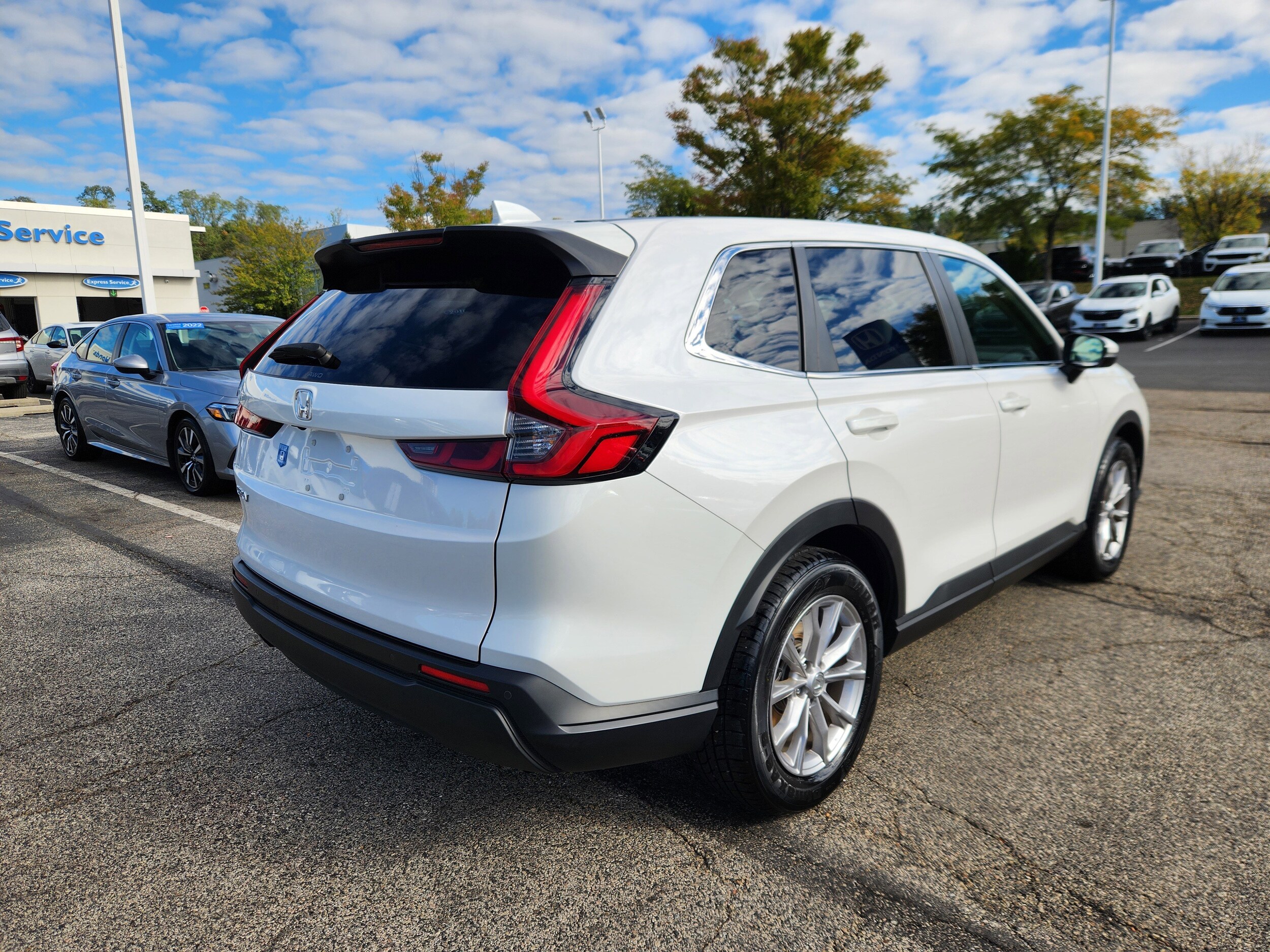 2024 Honda CR-V EX-L photo 4