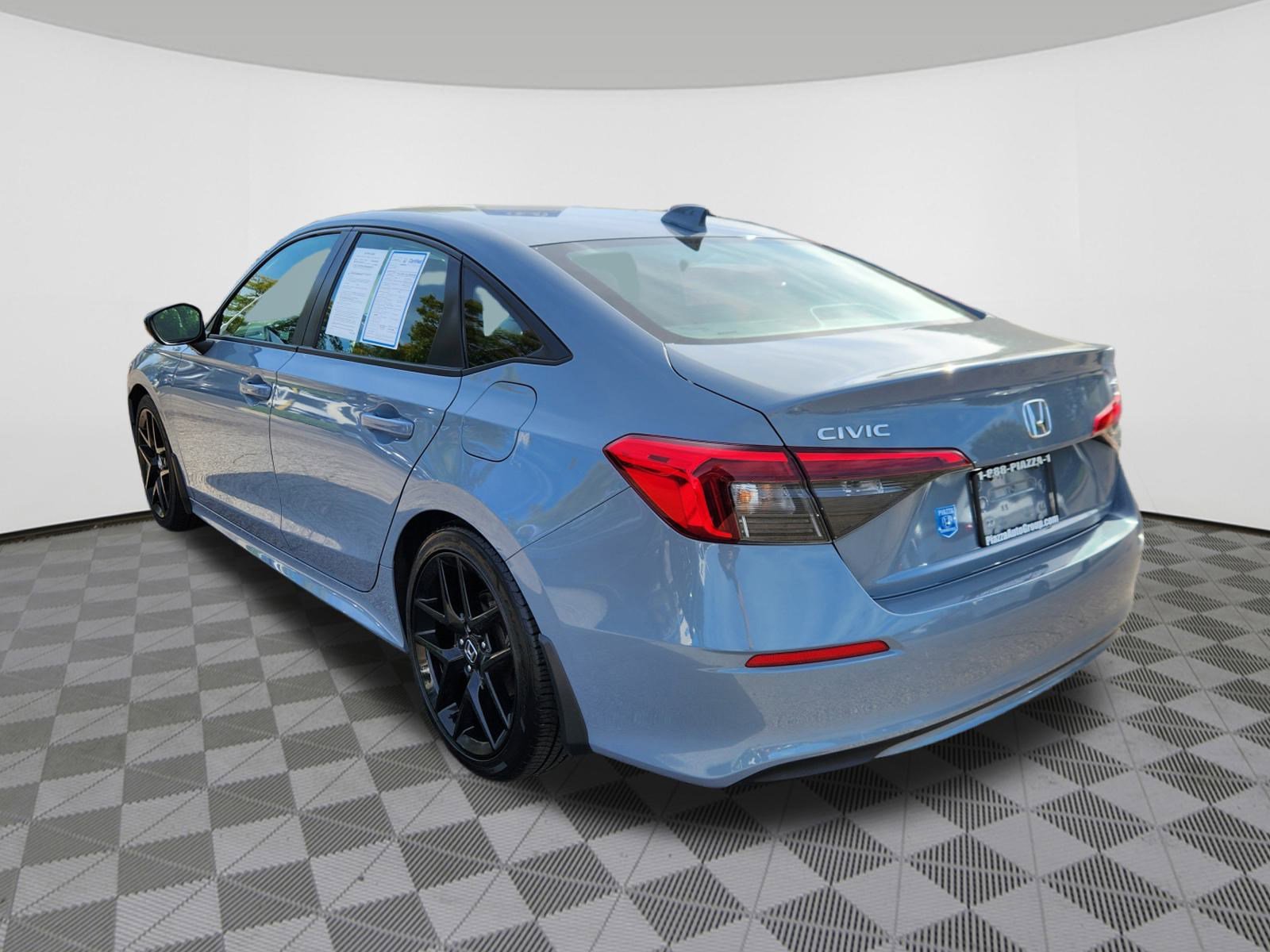 2022 Honda Civic Sport photo 3