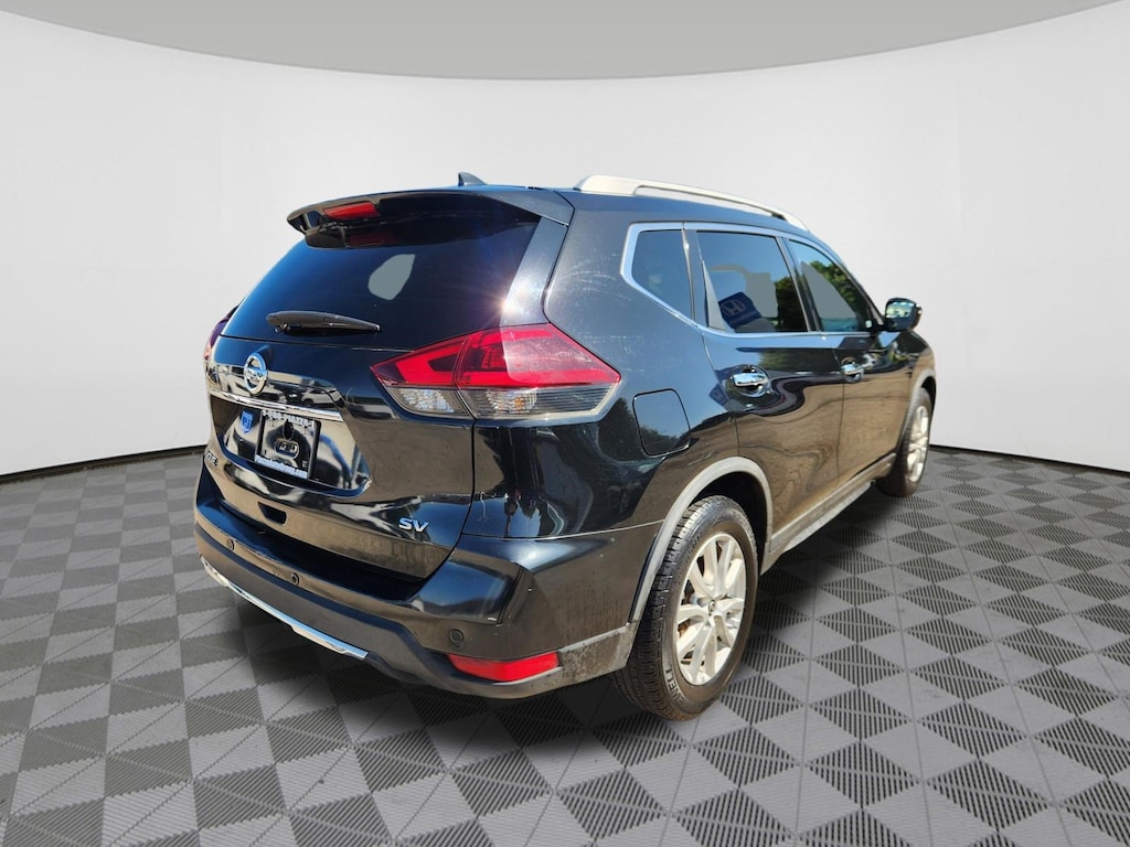 Used 2019 Nissan Rogue SV SUV