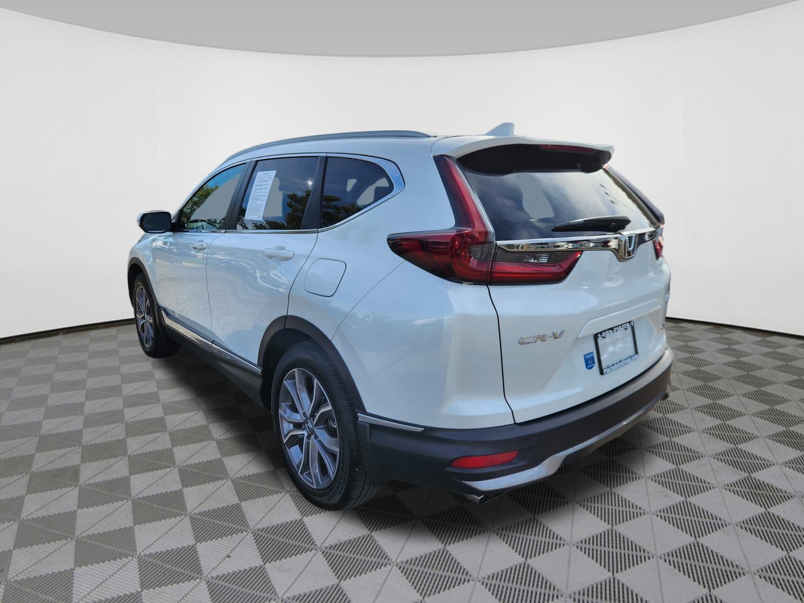 2022 Honda CR-V Touring photo 3