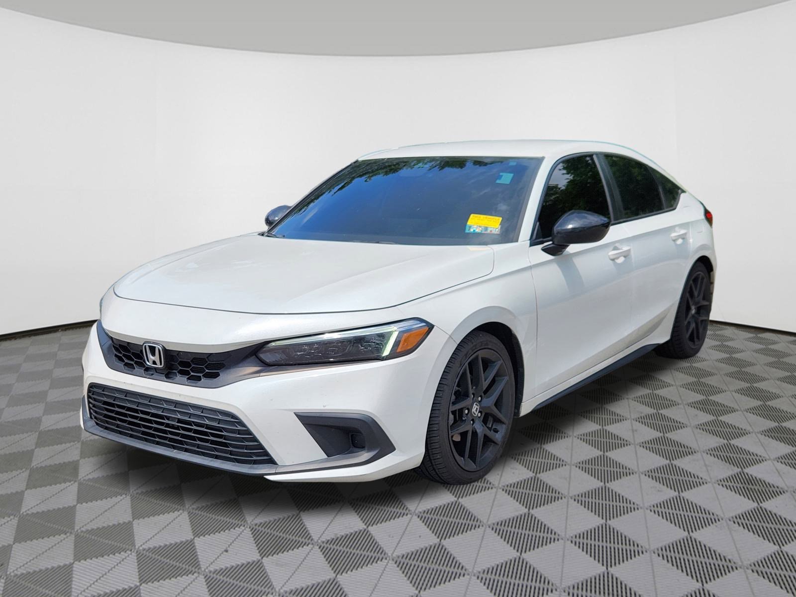 2022 Honda Civic Sport Hatchback photo 2