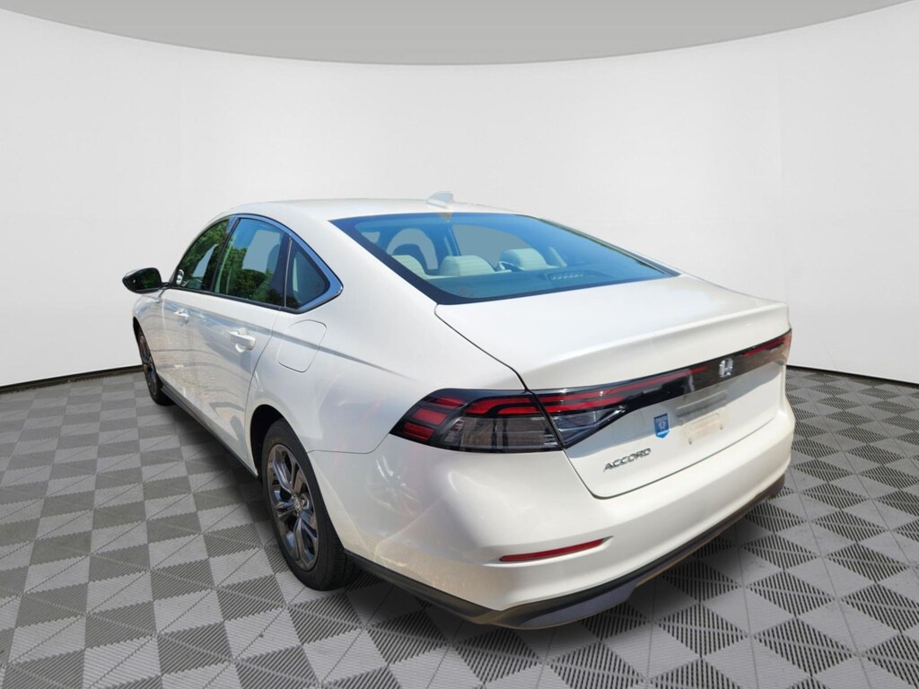 Used 2023 Honda Accord EX Sedan