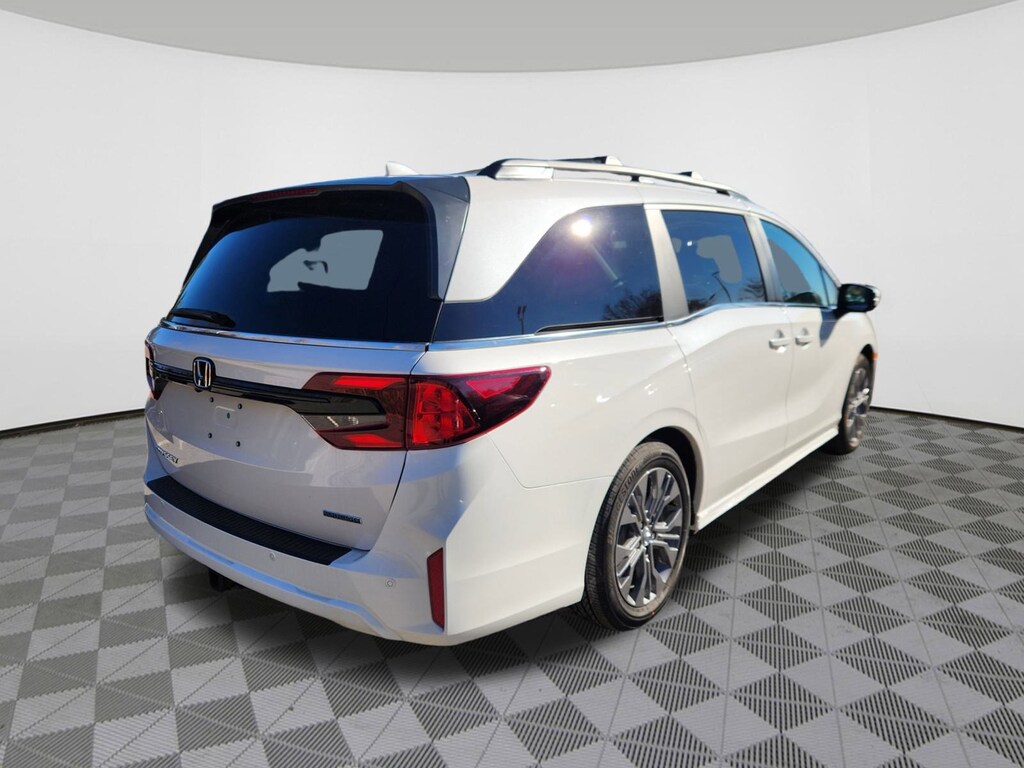 New 2026 Honda Odyssey Touring Van Passenger