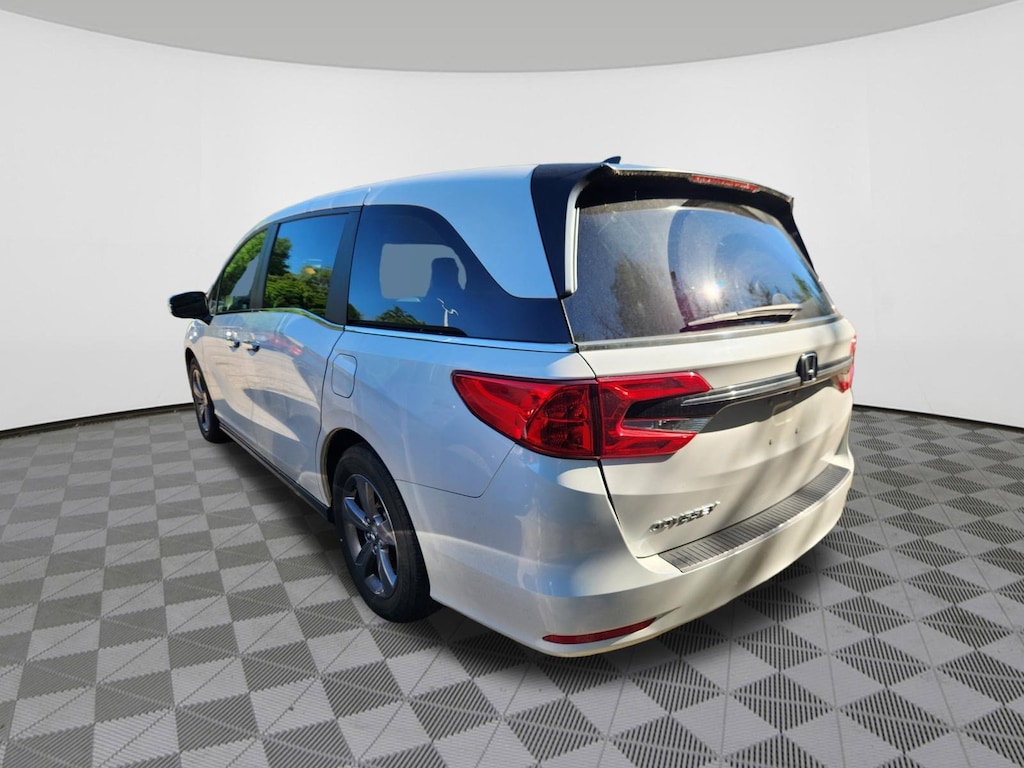 Certified 2024 Honda Odyssey EX Van