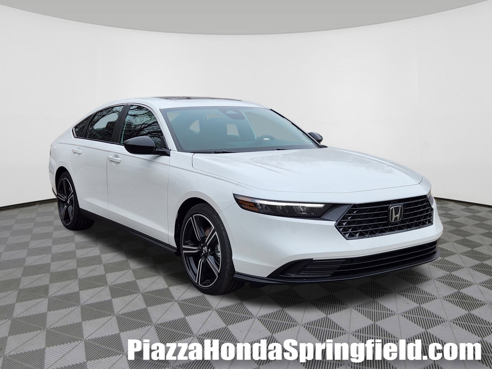 2025 Honda Accord Hybrid Sport's photo