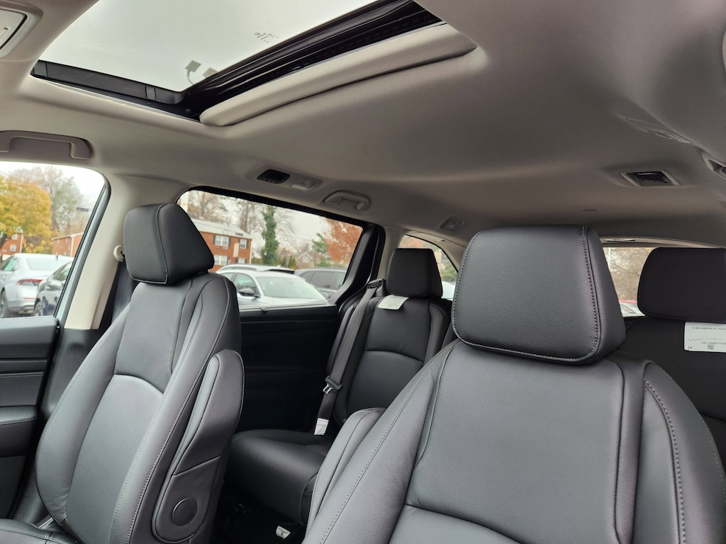 New 2026 Honda Odyssey EX-L Van Passenger