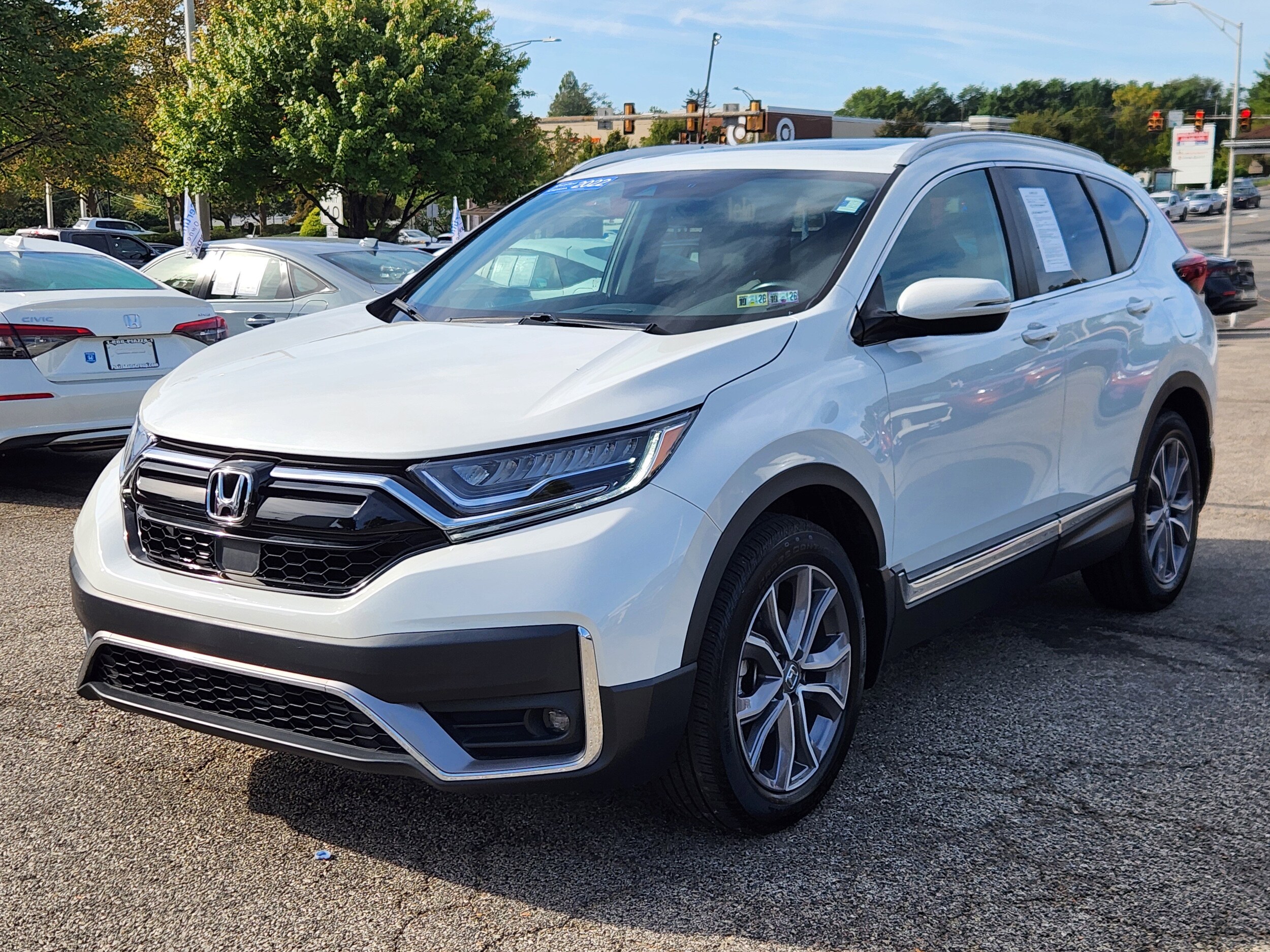 2022 Honda CR-V Touring photo 2