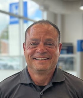 Staff member Michael Nero from ID_6ba3d2d492c4