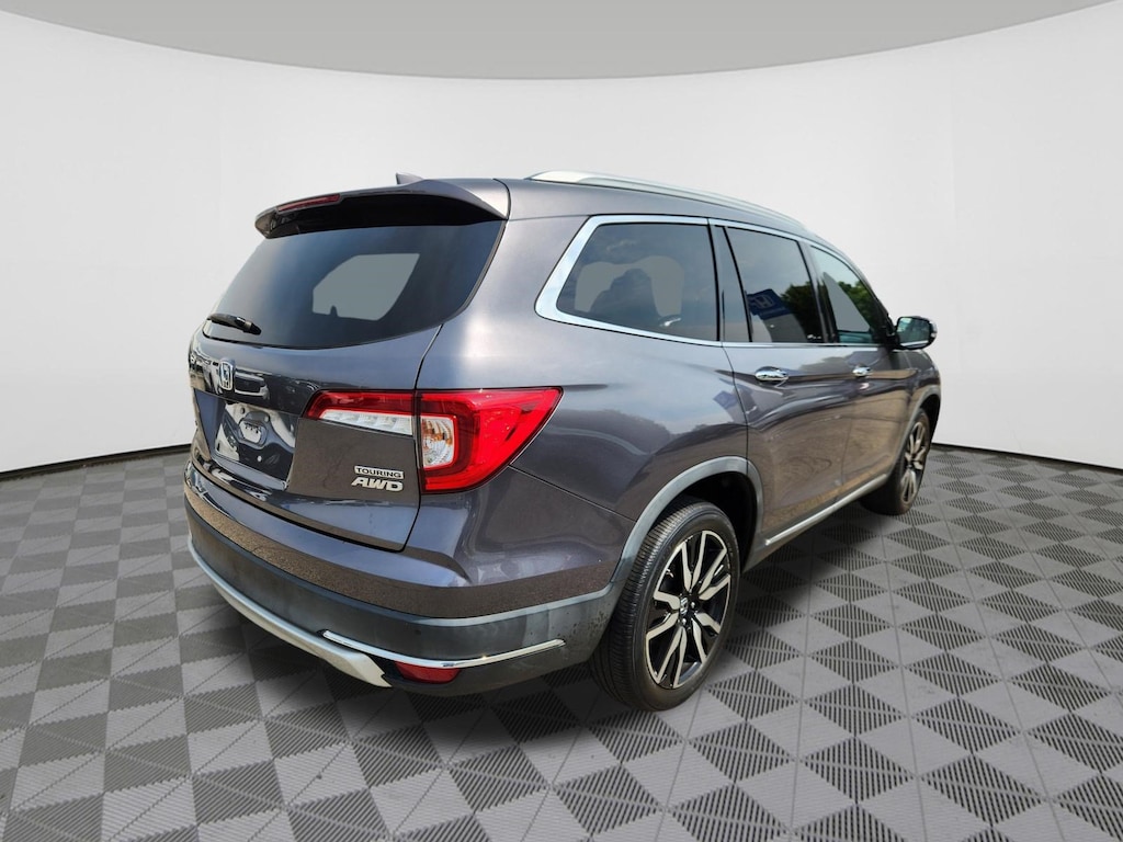Used 2020 Honda Pilot Touring 7-Passenger SUV