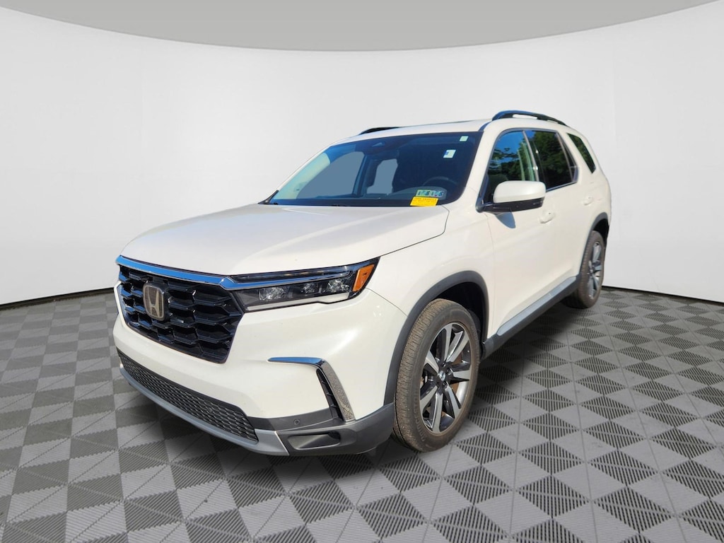 Certified 2023 Honda Pilot Touring SUV