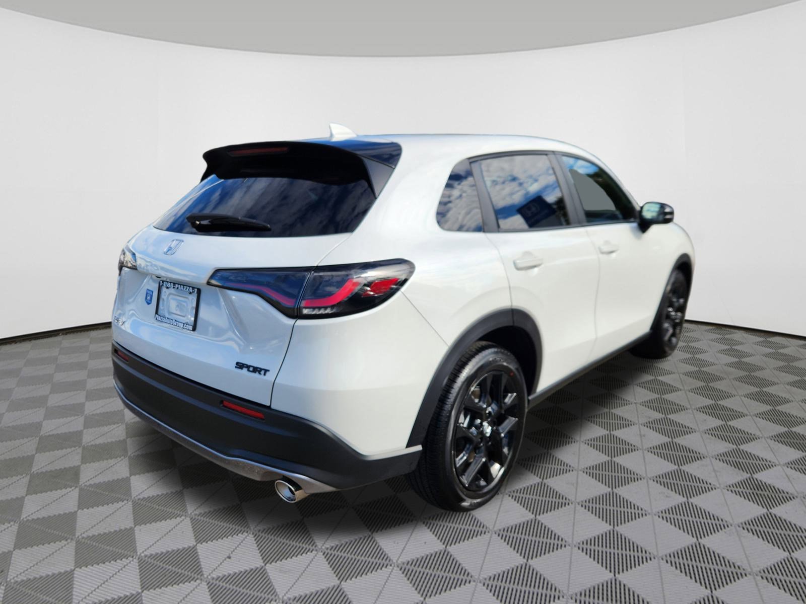 2025 Honda HR-V Sport photo 3