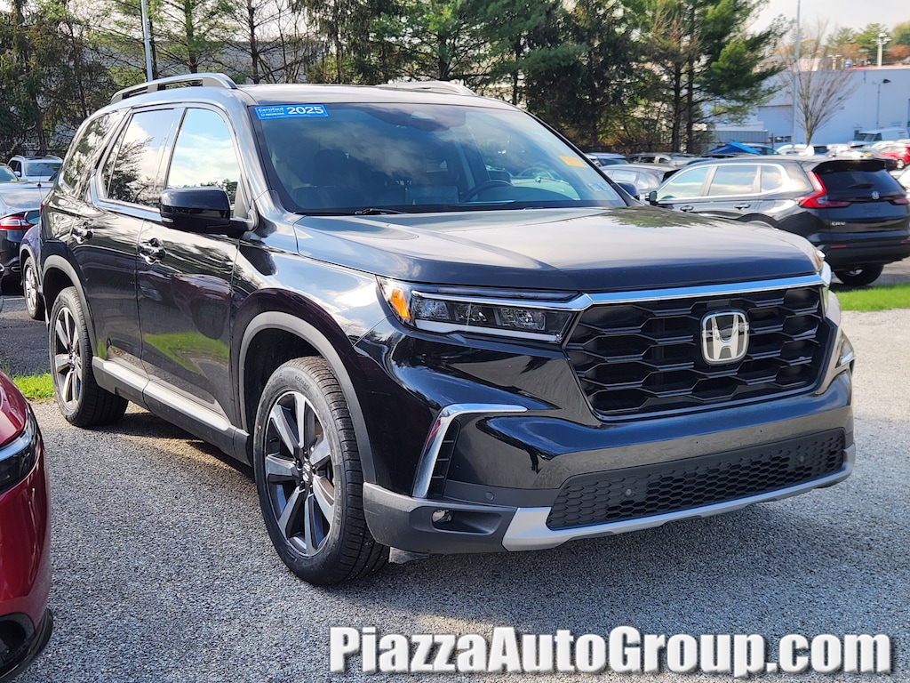 Certified 2025 Honda Pilot Touring SUV