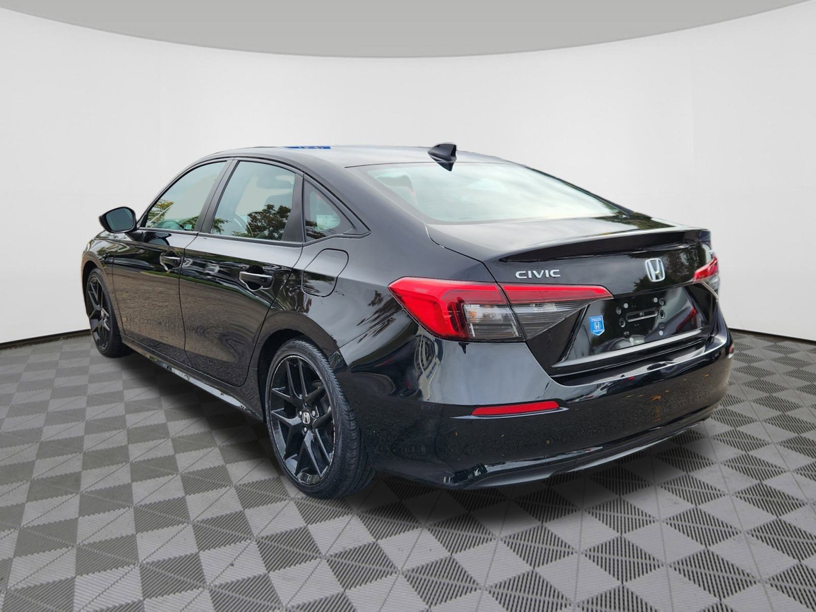2023 Honda Civic Sport photo 2