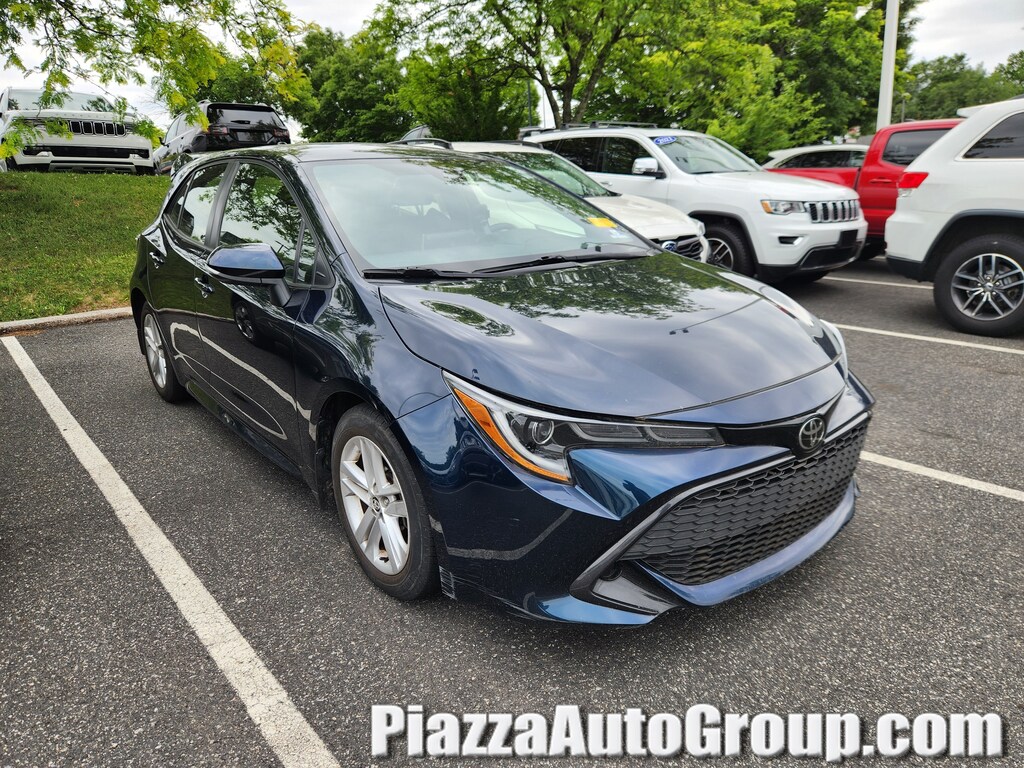 Used 2019 Toyota Corolla Hatchback SE Hatchback