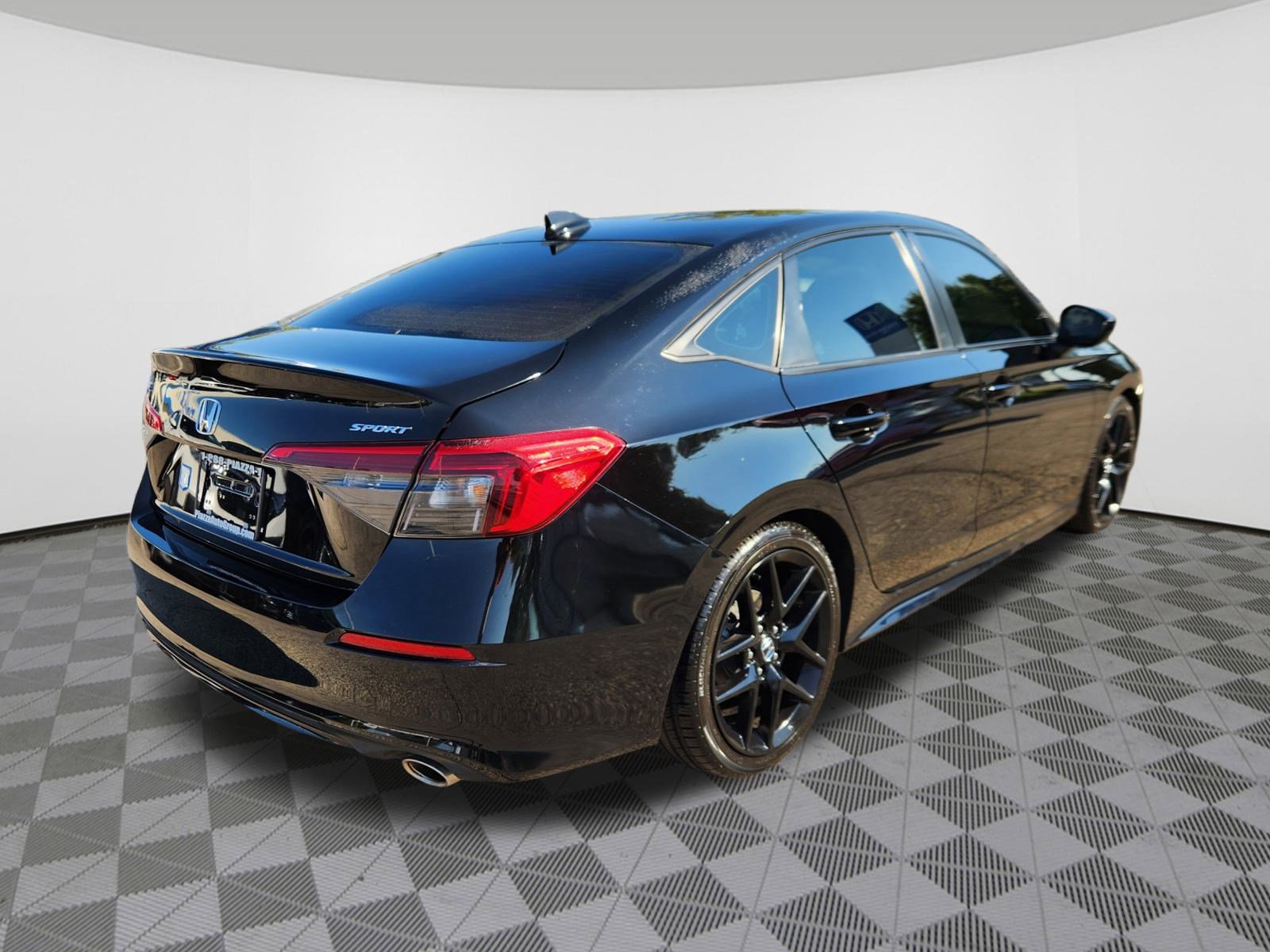 2022 Honda Civic Sport photo 4