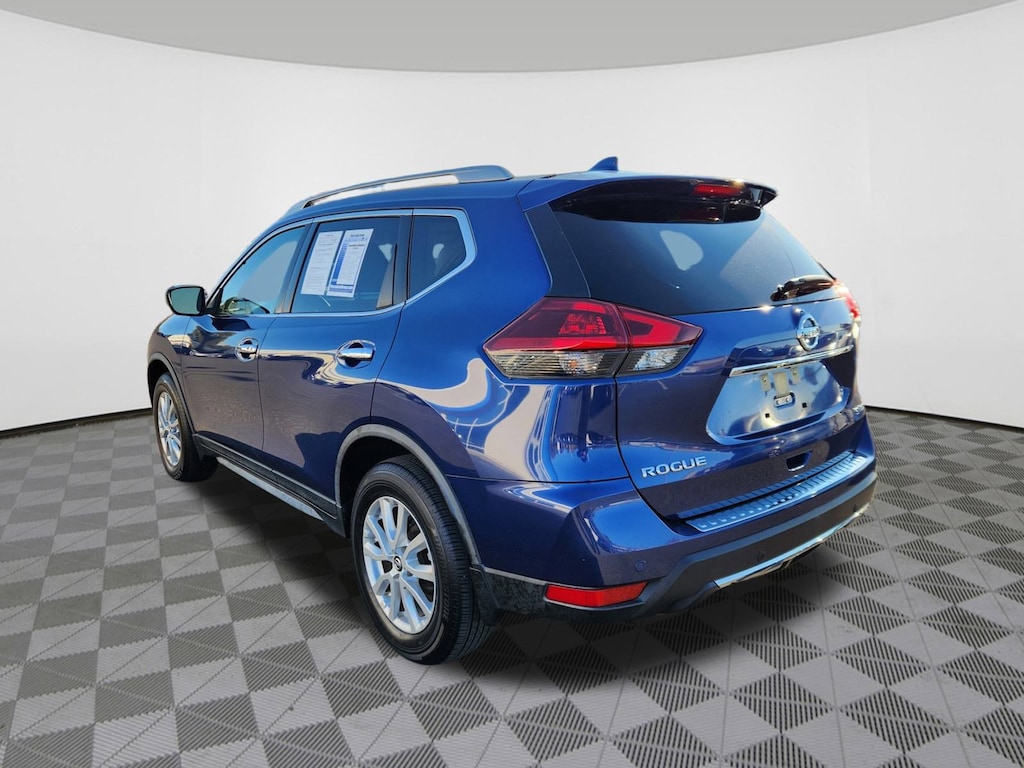 Used 2020 Nissan Rogue SV SUV
