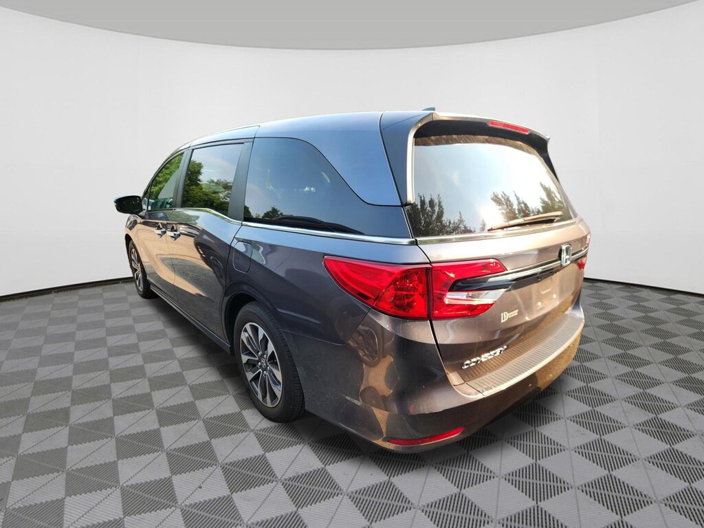 Used 2024 Honda Odyssey EX-L Van