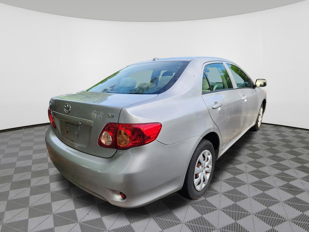 Used 2009 Toyota Corolla LE Sedan