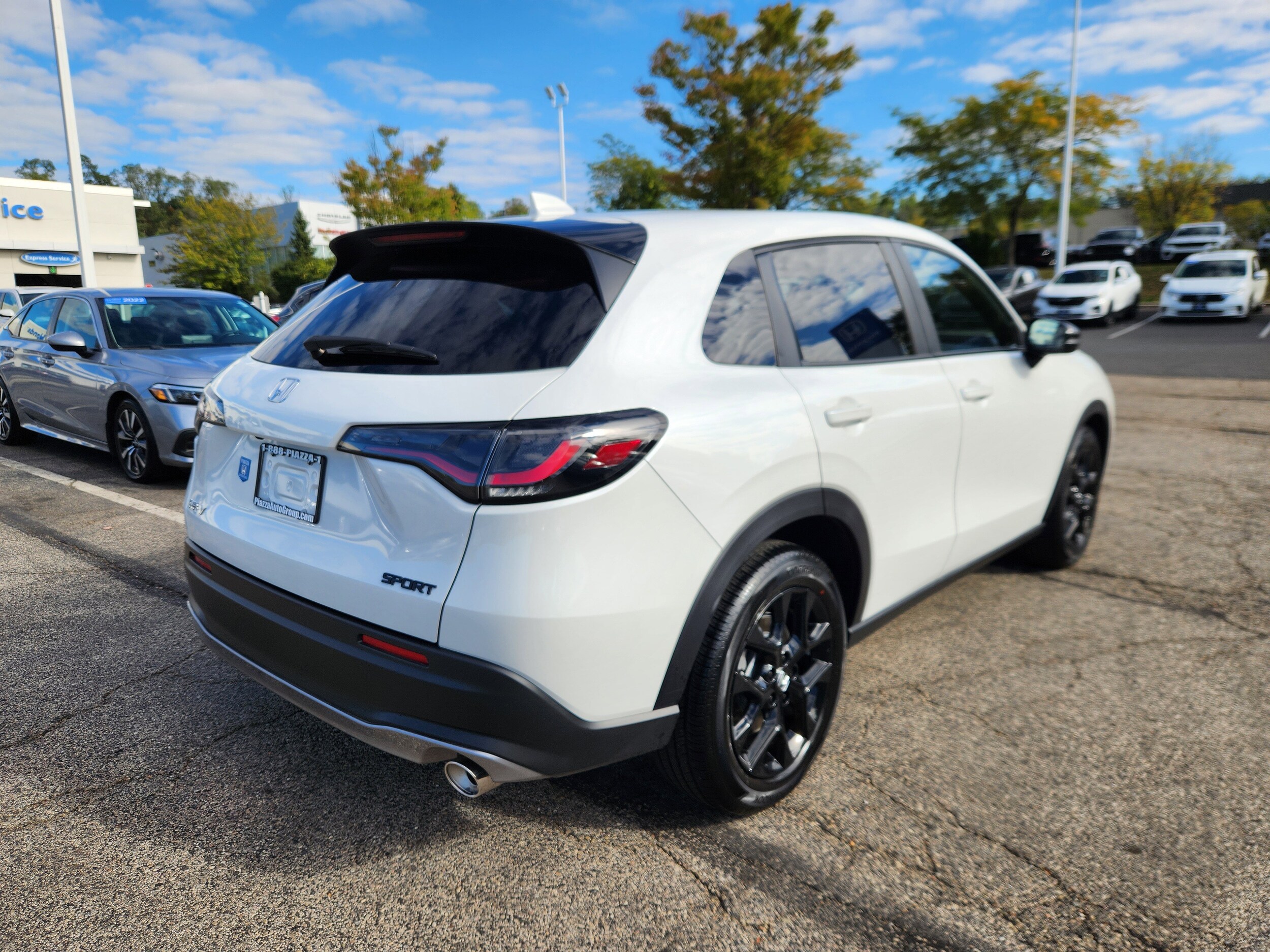 2025 Honda HR-V Sport photo 4