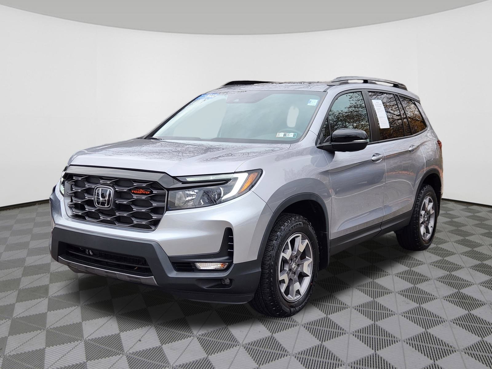 2022 Honda Passport TrailSport photo 2