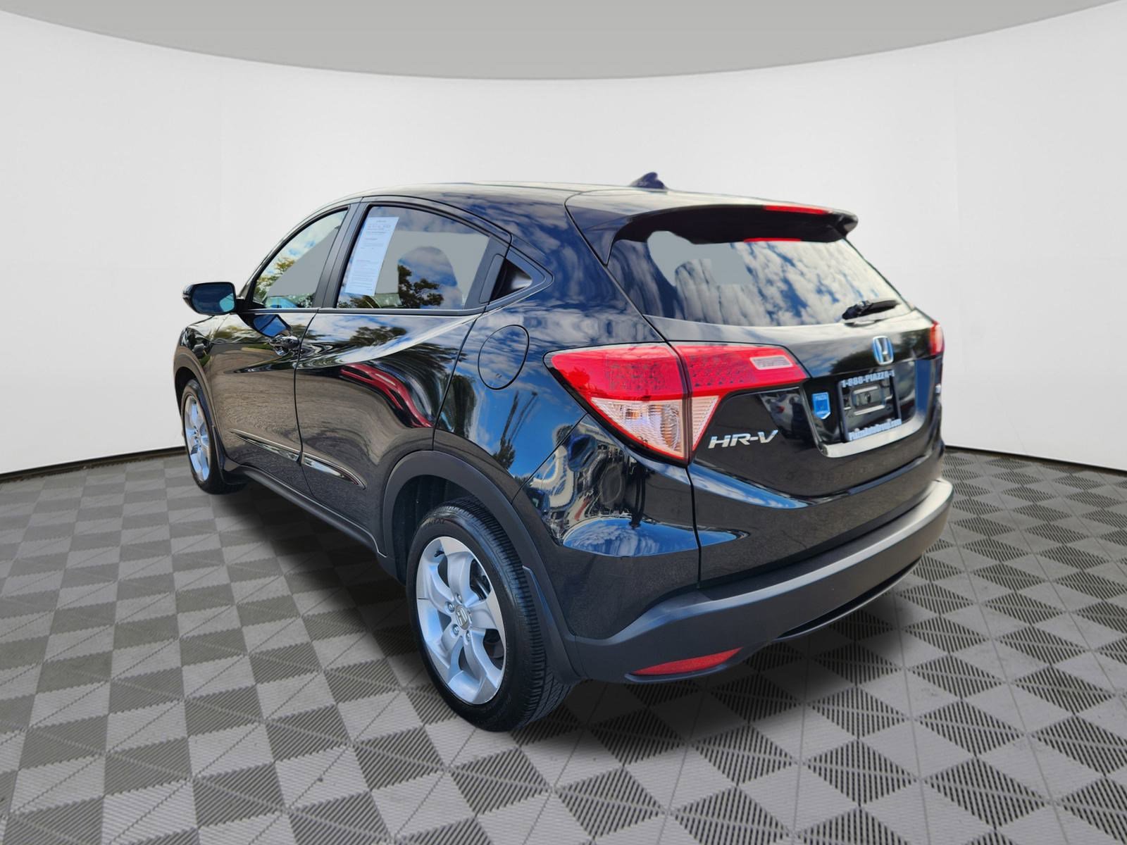 2016 Honda HR-V EX photo 3
