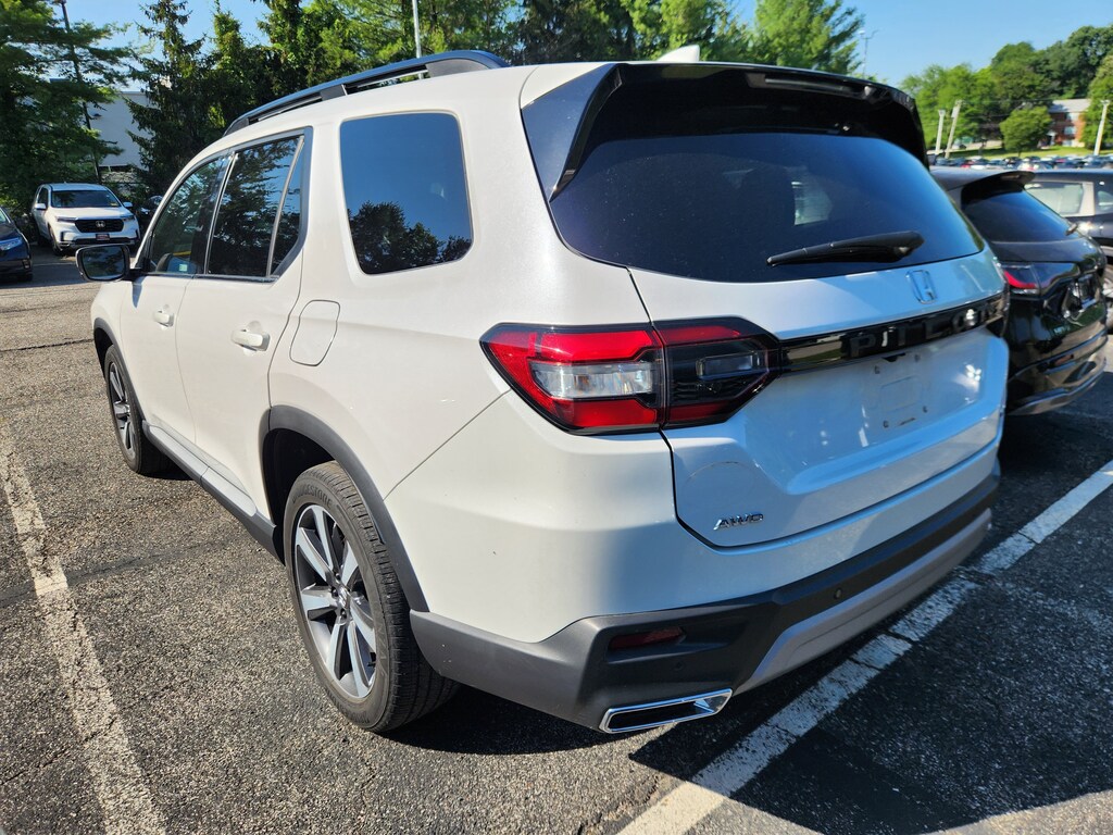Certified 2023 Honda Pilot Touring SUV