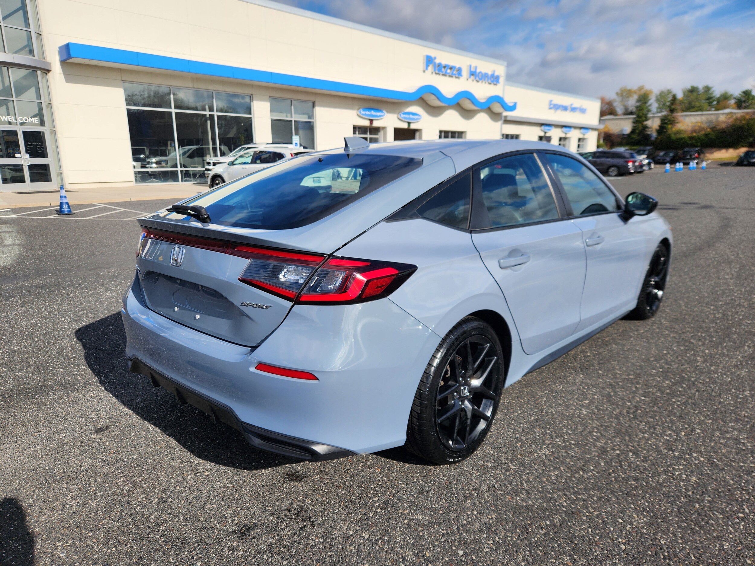 2023 Honda Civic Sport Hatchback photo 4