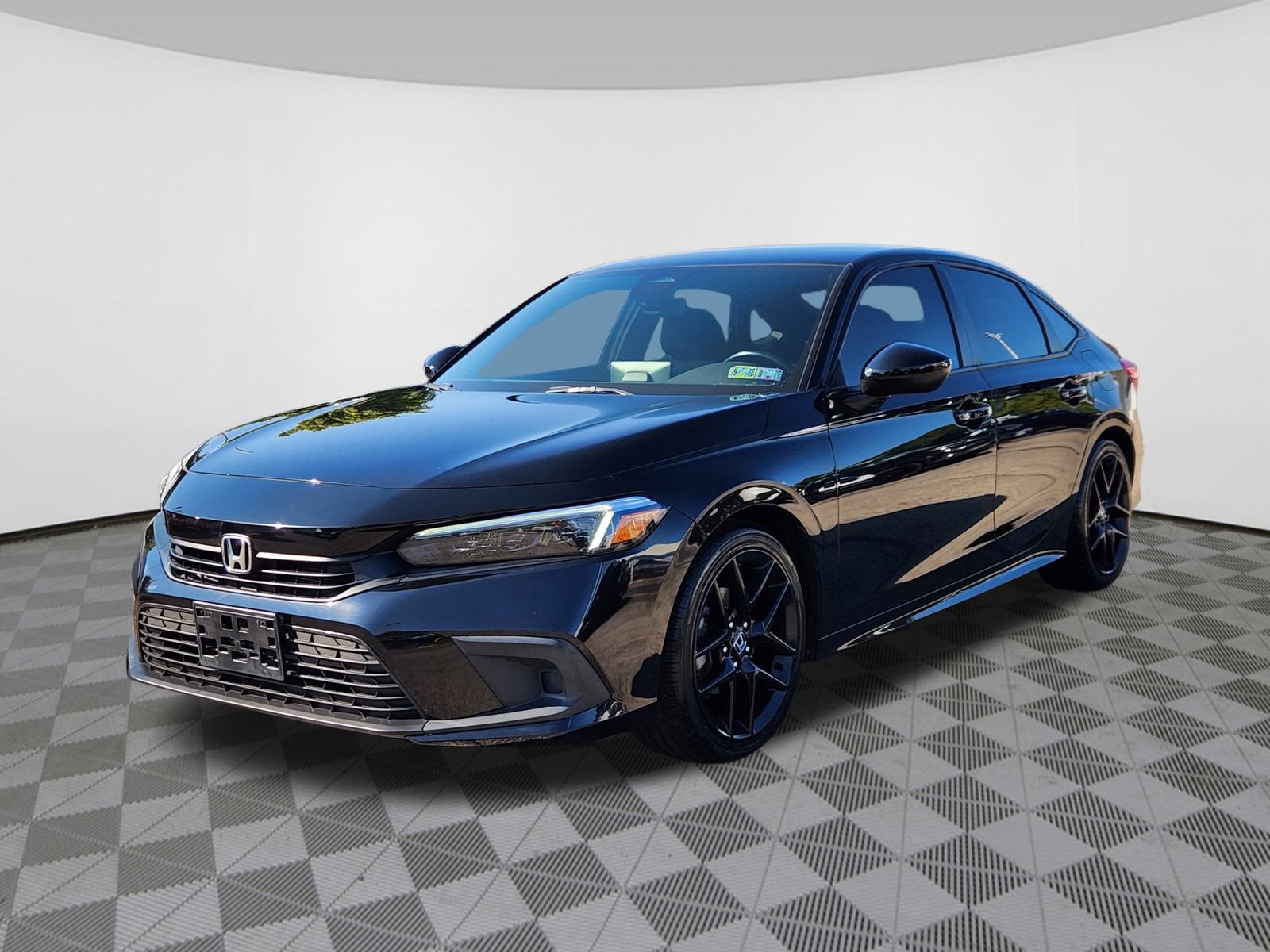 2022 Honda Civic Sport photo 2