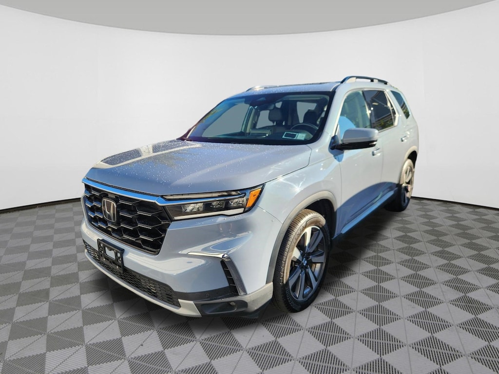 Certified 2024 Honda Pilot Touring SUV