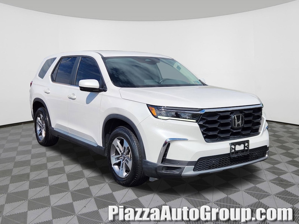 Certified 2024 Honda Pilot EX-L 8 Passenger SUV
