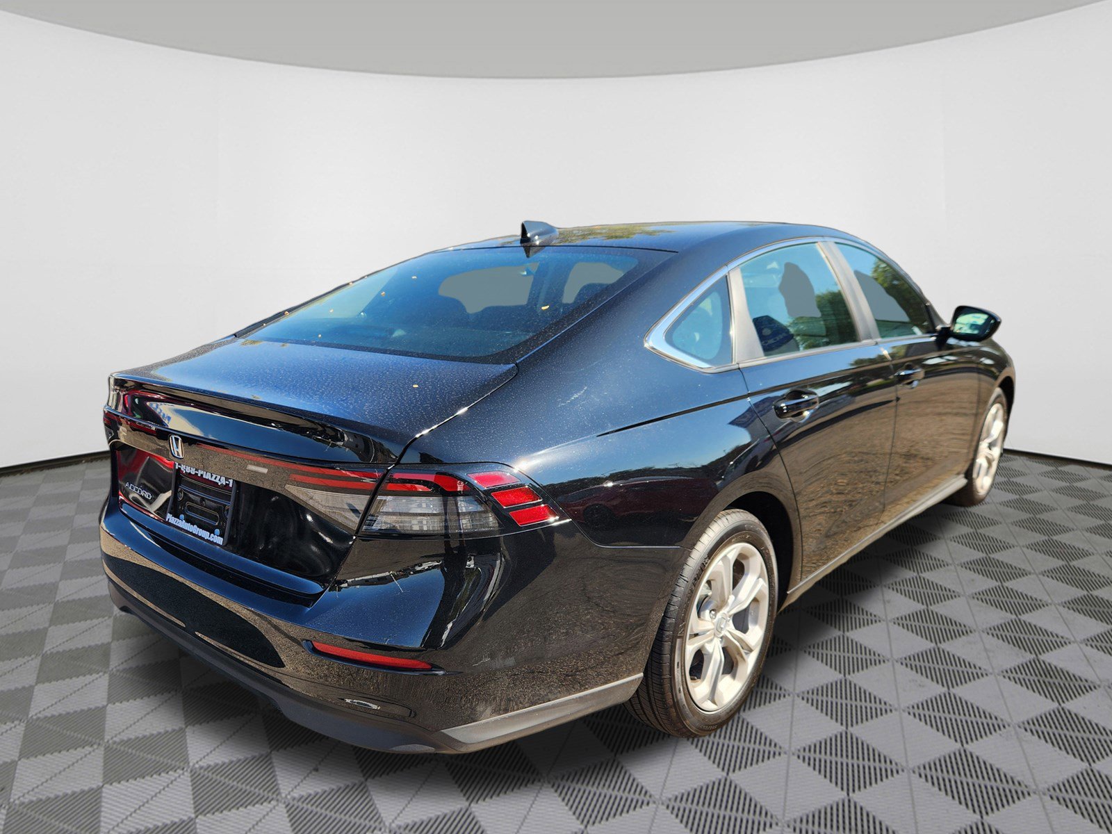 2025 Honda Accord LX photo 4