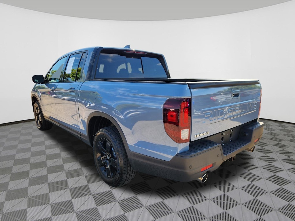 Certified 2025 Honda Ridgeline Black Edition Truck Crew Cab