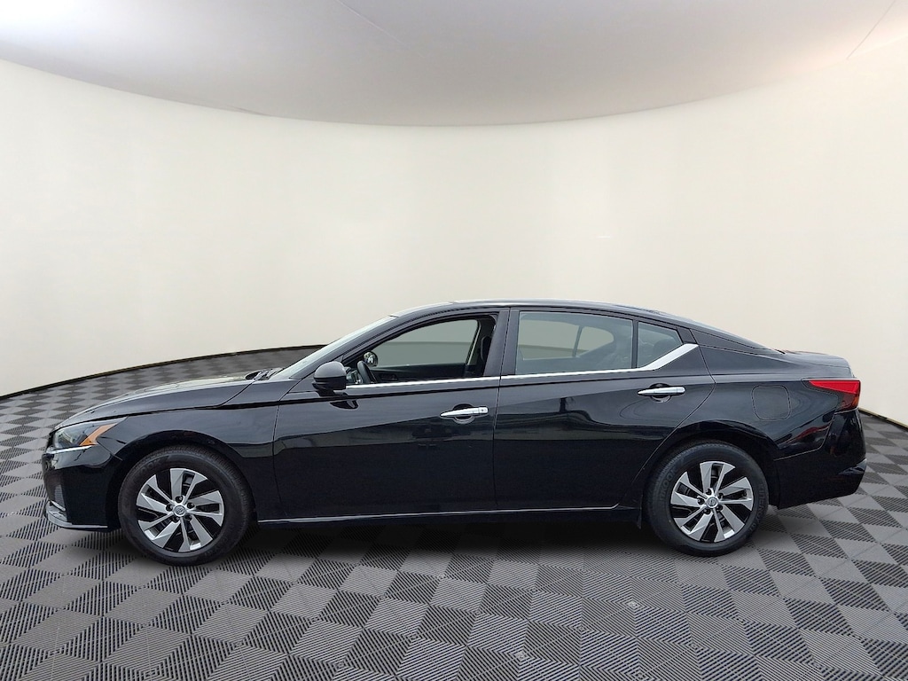 Used 2024 Nissan Altima S FWD Sedan