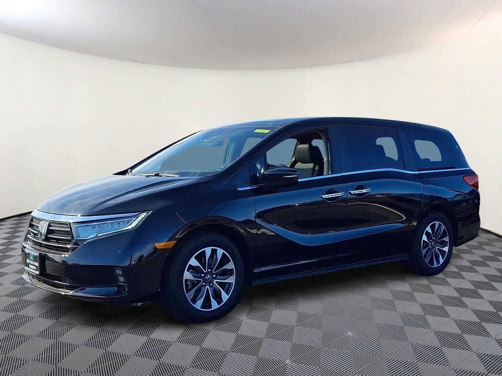 Used 2024 Honda Odyssey EX-L Passenger Van