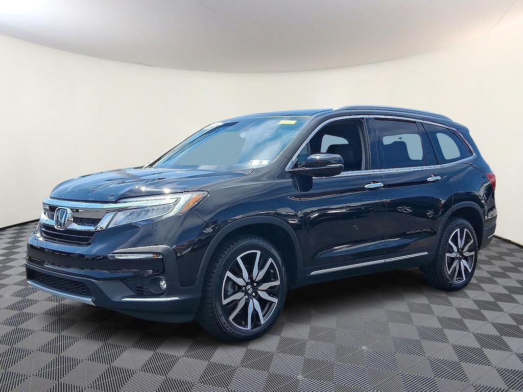 Certified 2022 Honda Pilot AWD Touring 7 Passenger Sport Utility