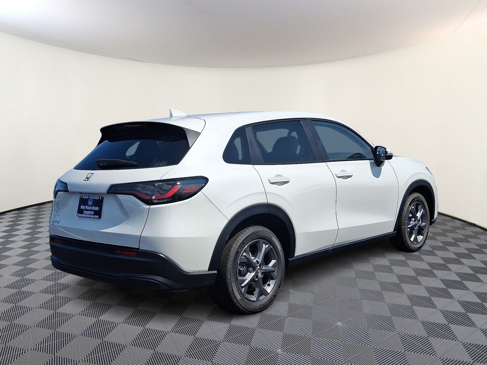 2026 Honda HR-V LX photo 4
