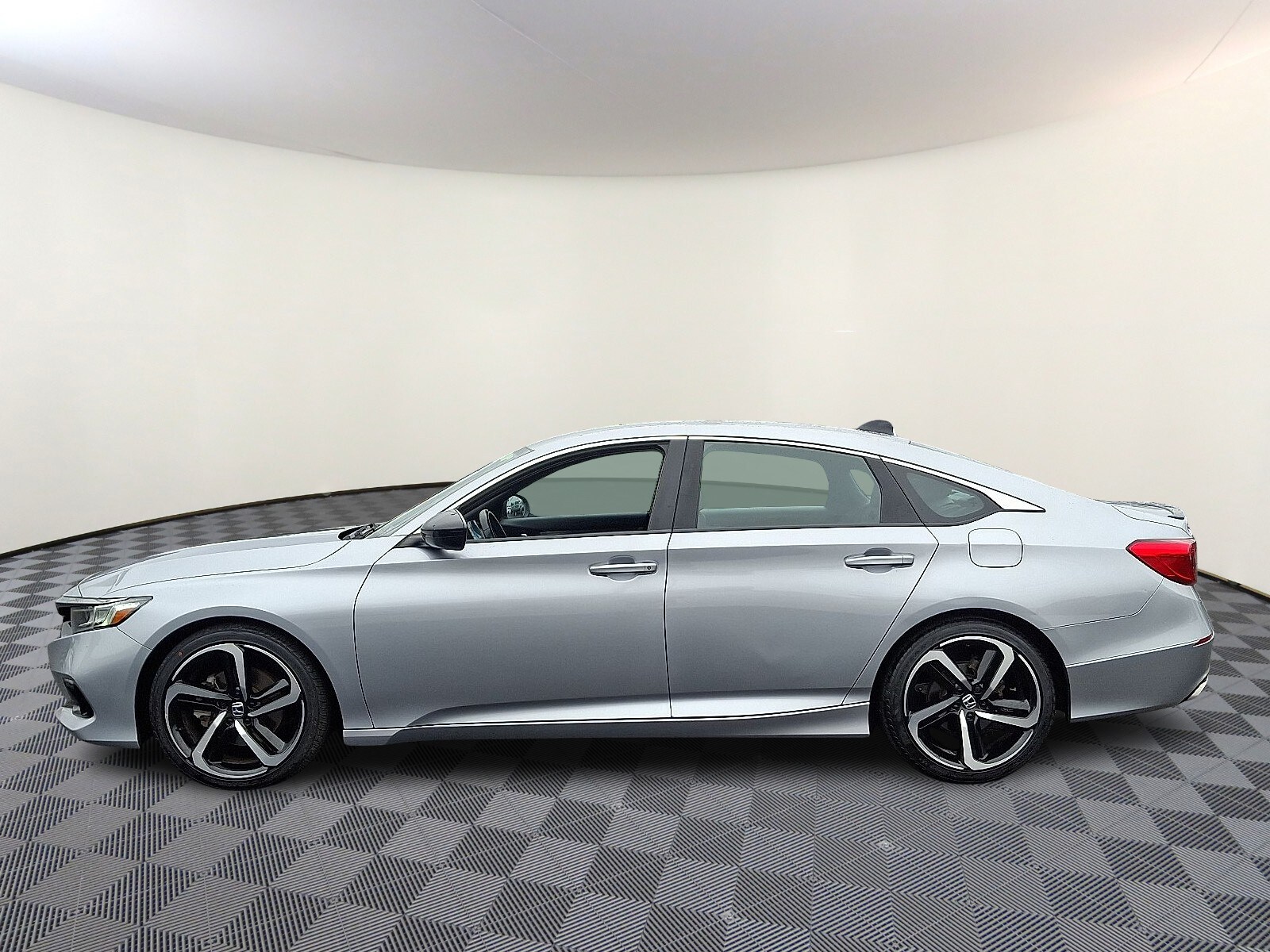 2021 Honda Accord Sport photo 4