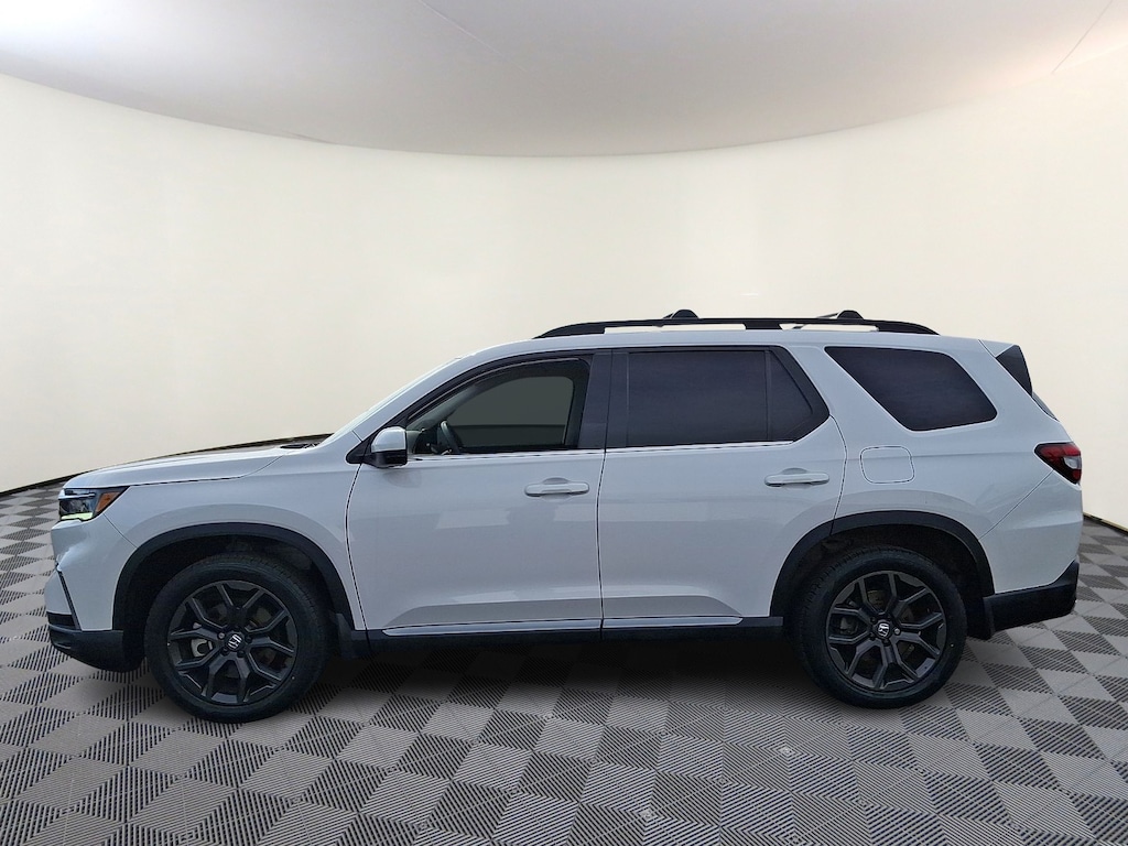 Used 2023 Honda Pilot AWD Elite Sport Utility