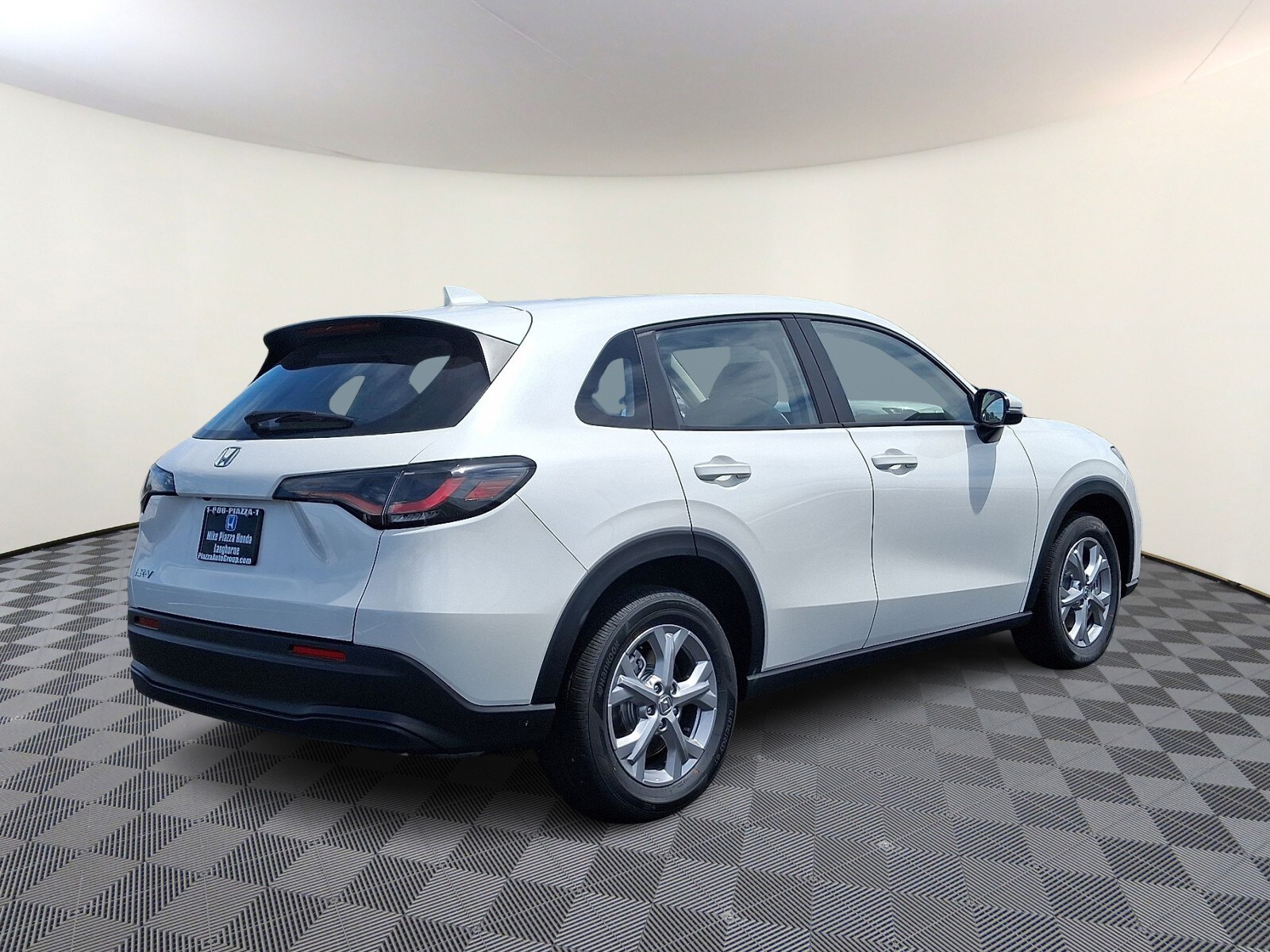 2025 Honda HR-V LX photo 4