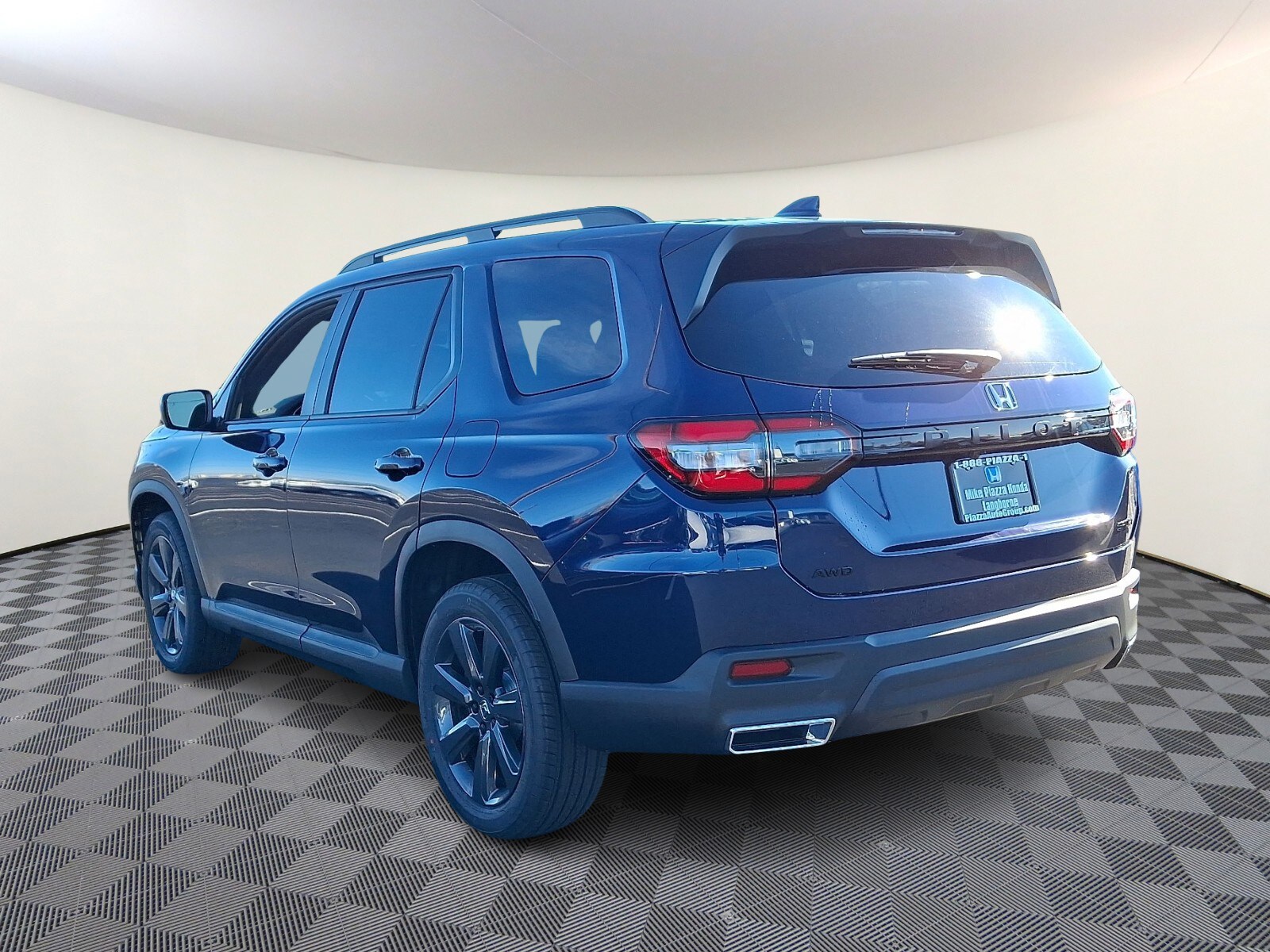 2025 Honda Pilot Sport photo 2