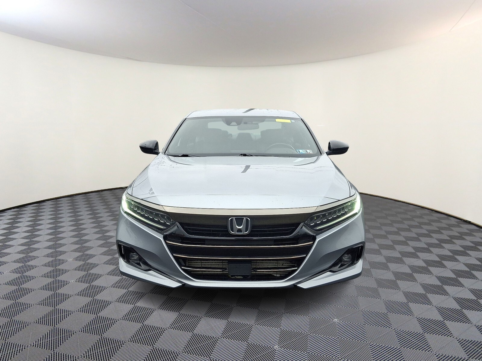 2021 Honda Accord Sport photo 2