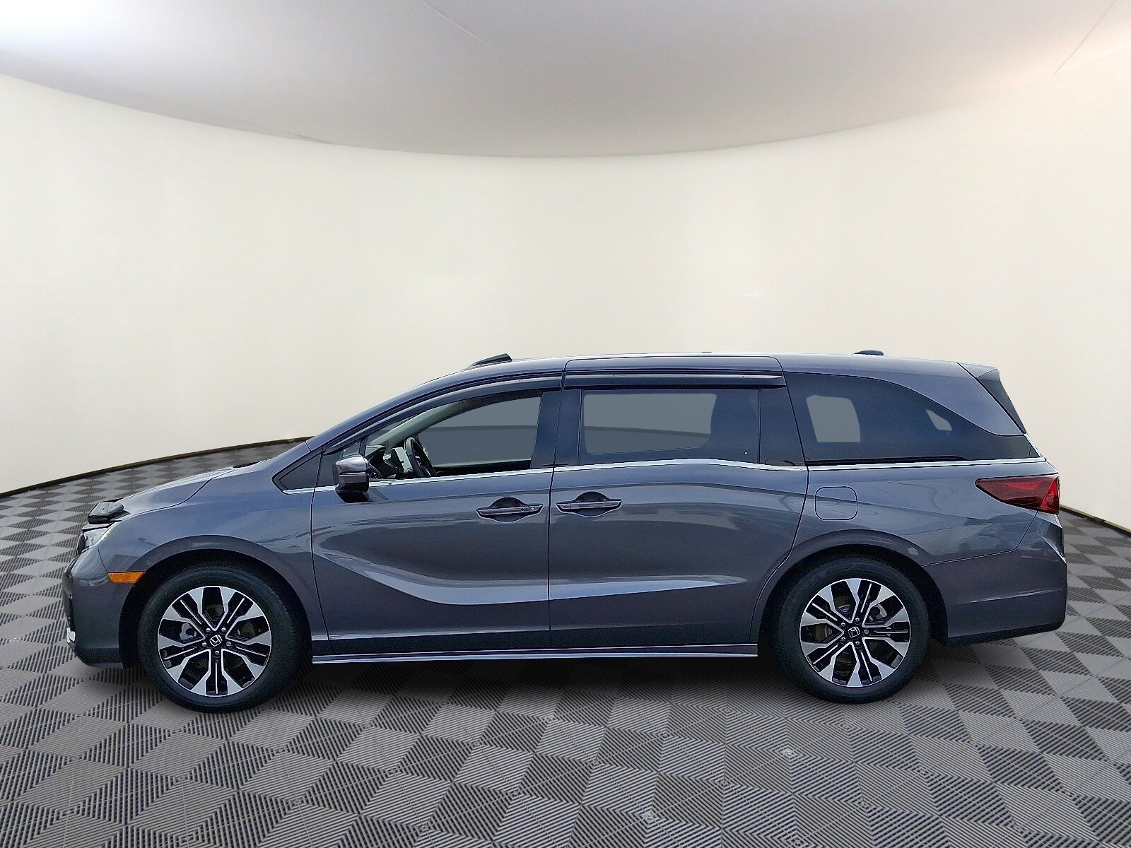 2025 Honda Odyssey Elite photo 4