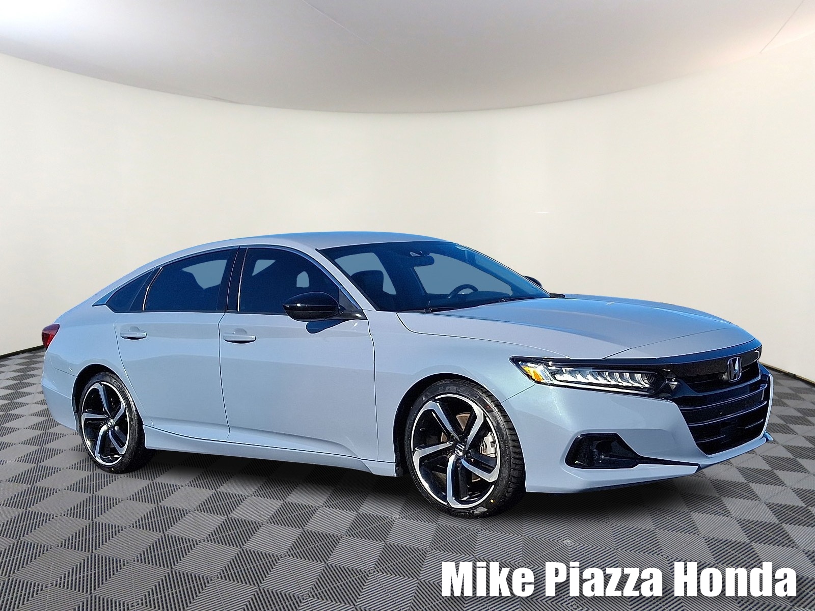 2022 Honda Accord Sport's photo